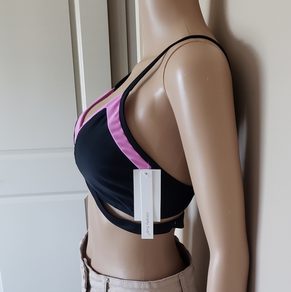 NWT! NINETY FIVE ° BLACK & BLOOM WRAP AROUND BIKINI TOP - Picture 3 of 6